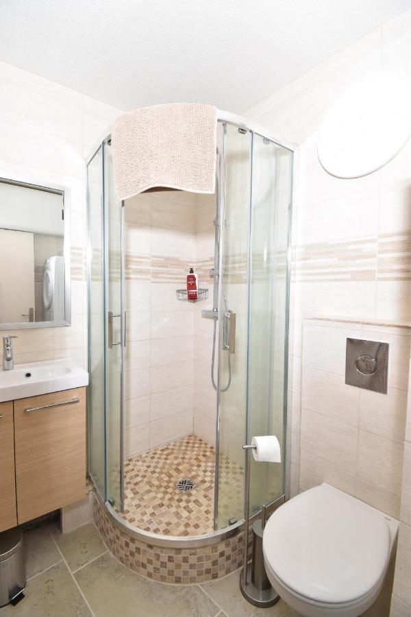 Апартаменты T2 Entierement Renove Chabian Port Camargue Ле-Гро-дю-Руа Экстерьер фото